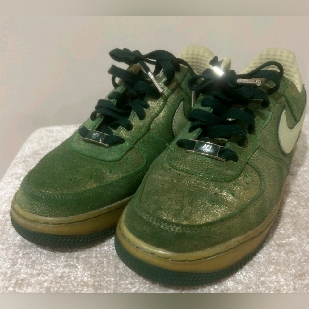 Nike Air Force XXV Men’s Low-Top Green Suede Sneakers with Cream Swoosh